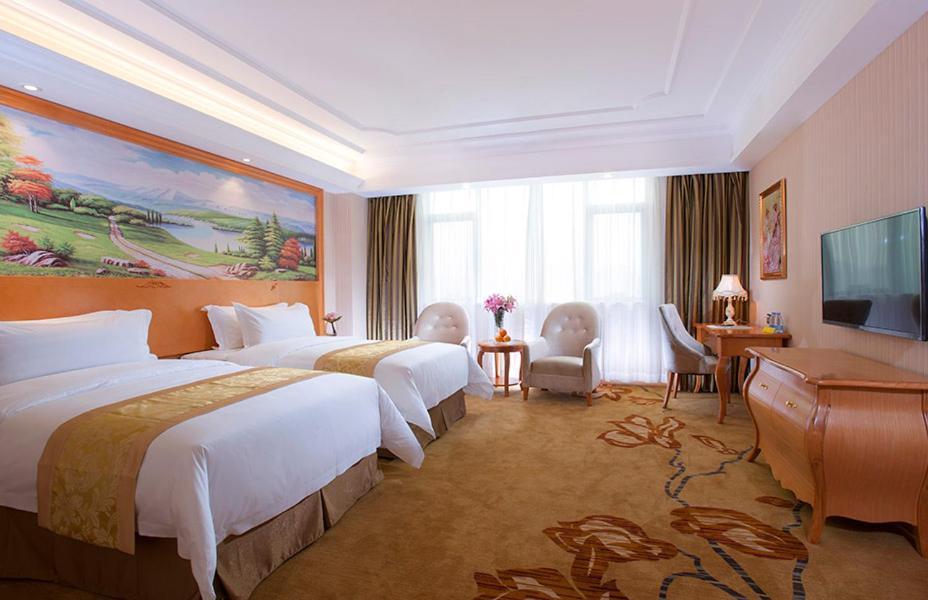 Vienna International Hotel Puning International Commodity City Dış mekan fotoğraf